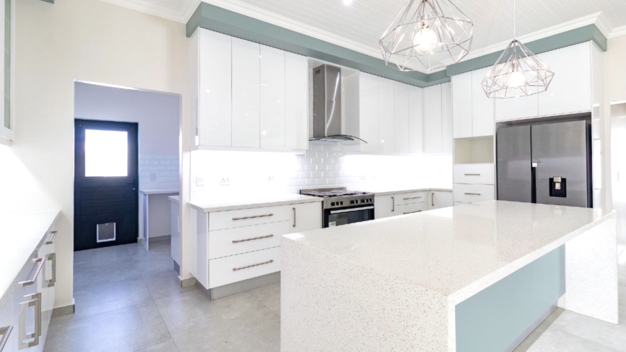 3 Bedroom Property for Sale in Atlantic Waves Estate Western Cape